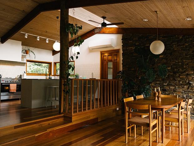Photo 16 for Bush House in the Dandenong Ranges