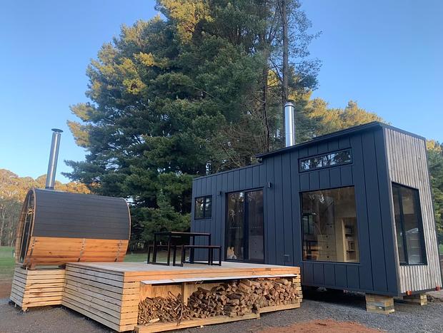 Photo 13 for Stylish Tiny Home in Trentham with a Luxurious Sauna!