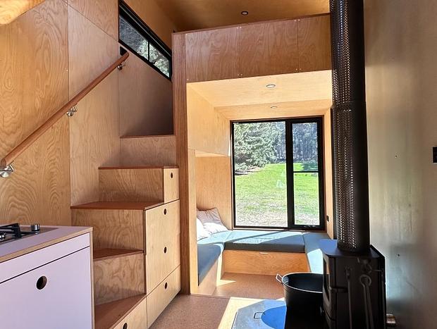 Photo 7 for Stylish Tiny Home in Trentham with a Luxurious Sauna!