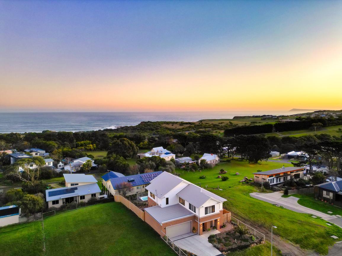 Shelley Beach Retreat Winter 2pm Sunday check in Beach house for Rent in Kilcunda, Phillip