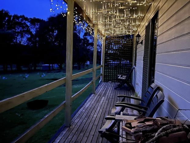 Photo 33 for Ficus Cabin- Under the Morton Bay