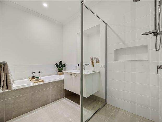 Photo 10 for Surfside Serenity - Winter Promotion Stay3 pay2 - Special Couple Rate Aavailable