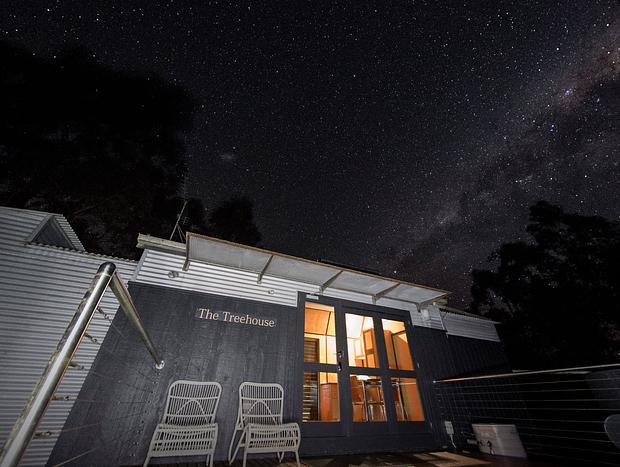 Photo 4 for The Treehouse | Window on the Otways