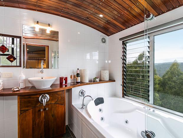 Photo 6 for The Lookout | Window on the Otways Cabin