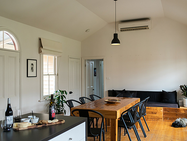 Photo 12 for Sunday House Maldon - Group Luxury Accommodation