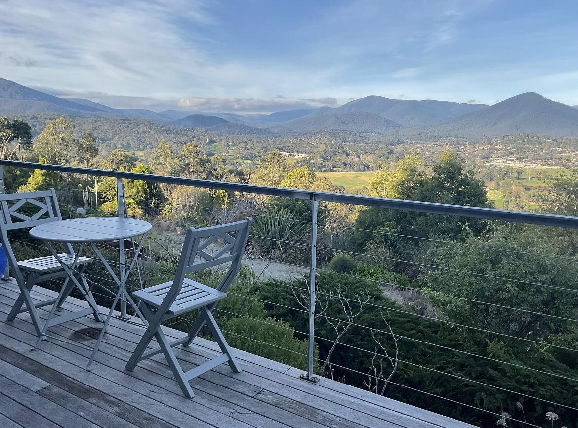 Mt Rael Suite 1 Healesville views Suite for Rent in Healesville