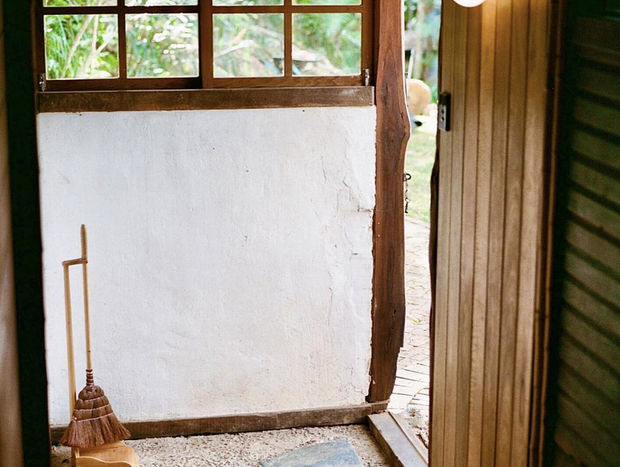 Photo 8 for Intimate Rainforest Retreat with Valley Views