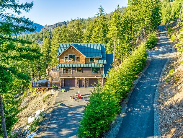 Photo 4 for Secret Pines - A Lux Cabin w/ Endless Views-Hot Tub & Star Gazing