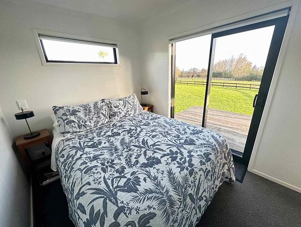 Photo 7 for Modern 2 Bedroom Cottage with Farm Views