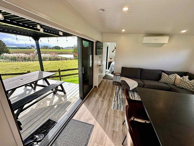 Photo 5 for Modern 2 Bedroom Cottage with Farm Views