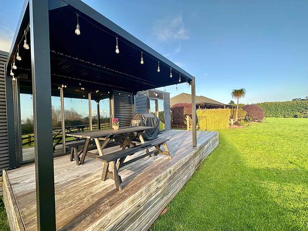 Photo 15 for Modern 2 Bedroom Cottage with Farm Views