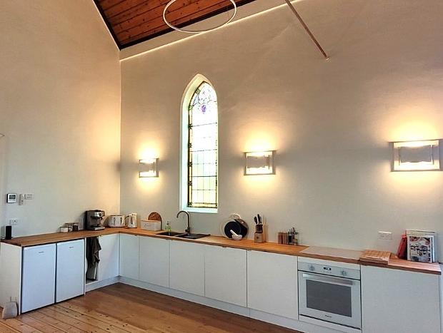 Photo 4 for The Vines - Wyuna: Luxury Church Retreat nr Echuca