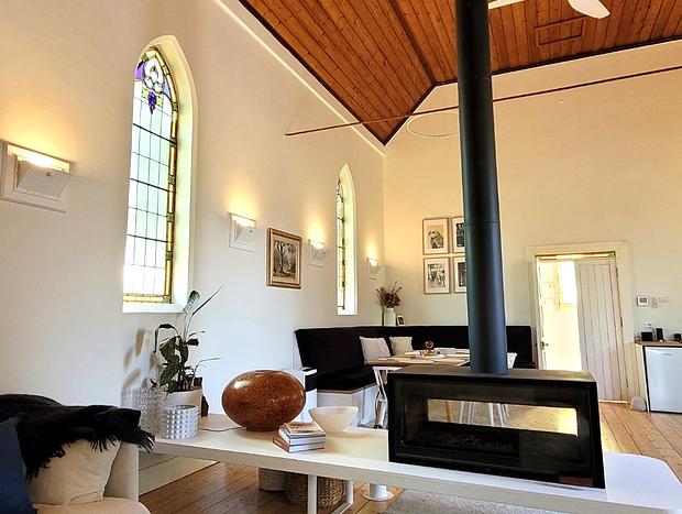 Photo 17 for The Vines - Wyuna: Luxury Church Retreat nr Echuca