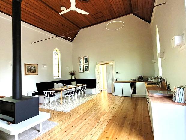 Photo 20 for The Vines - Wyuna: Luxury Church Retreat nr Echuca