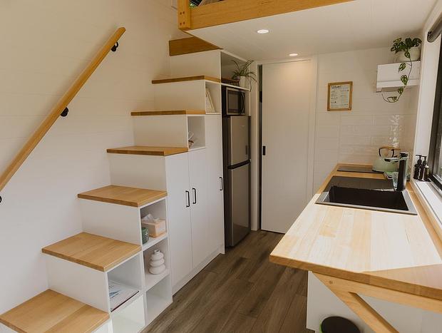 Photo 7 for Tiny House with big mountain views | Leith Hill ~ East Warburton