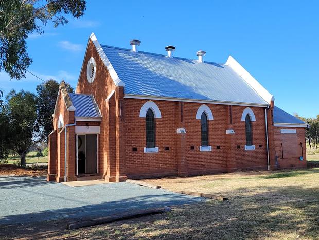 Photo 10 for The Vines - Wyuna: Luxury Church Retreat nr Echuca
