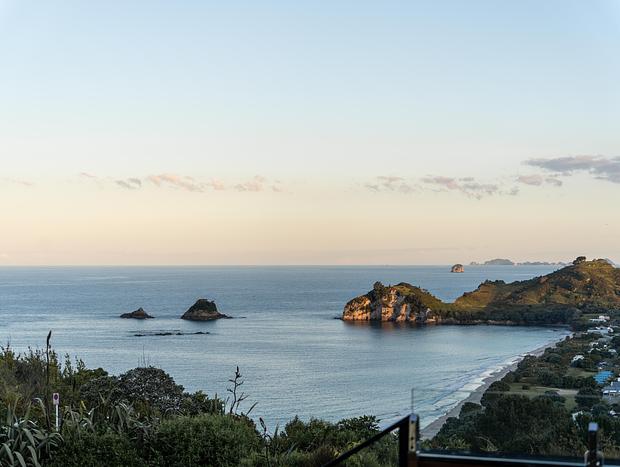 Photo 16 for Luxury in Hahei Heights