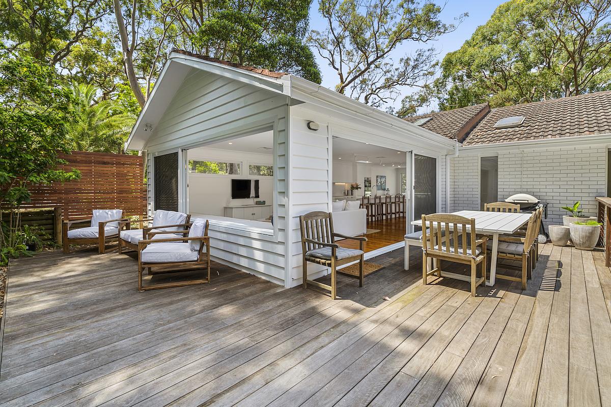 The White House Pearl Beach House for Rent in Pearl Beach, Central