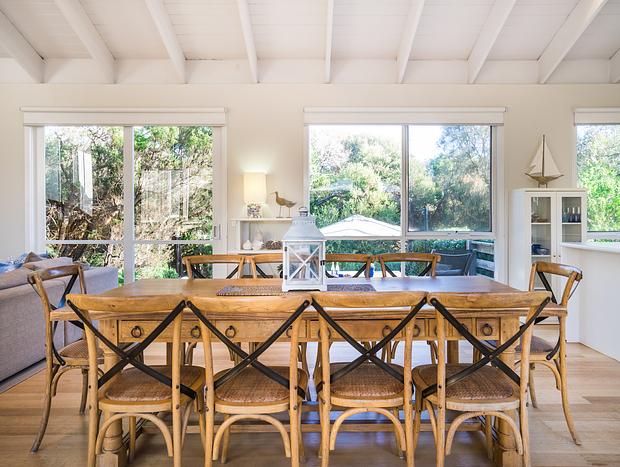Photo 11 for Warrawee Beach Retreat - Sunday for Free! *Conditions apply - see below.