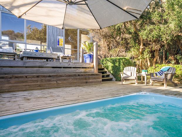 Photo 32 for Warrawee Beach Retreat - Sunday for Free! *Conditions apply - see below.