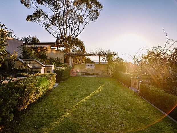 Photo 18 for A Taste of Med in Mt Martha