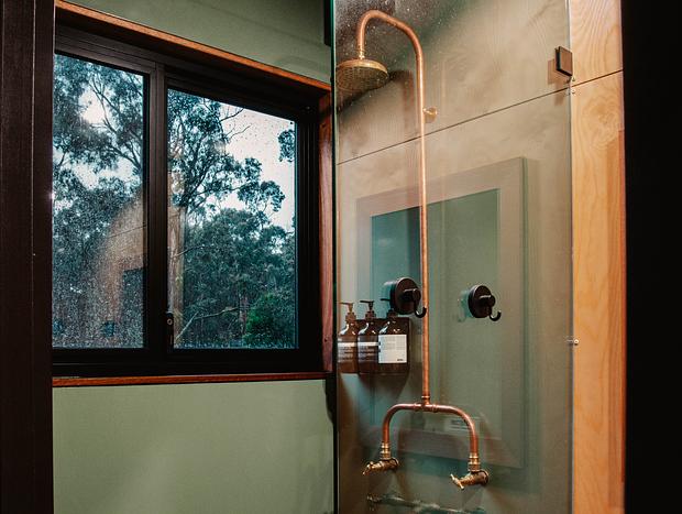 Photo 14 for Tranquil Trentham Hideaway