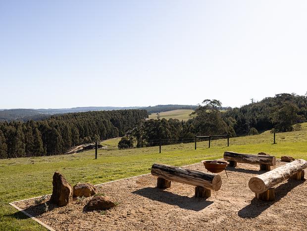 Photo 31 for Escape with the Whole Clan @ Carrajung Estate