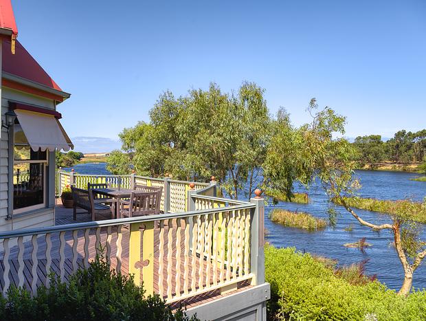 Photo 4 for Stone Keepers Run - Historic Riverfront Home