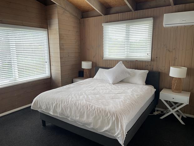 Photo 7 for Spacious Beach House With Bush And Ocean Views