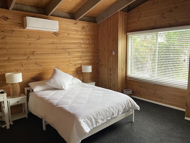Photo 9 for Spacious Beach House With Bush And Ocean Views