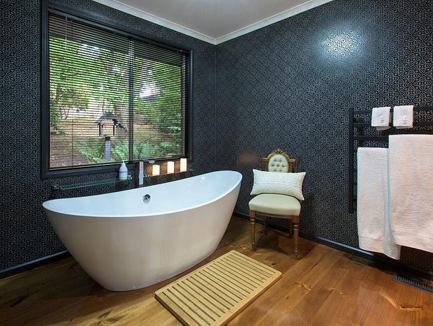 Photo 13 for Romantic Forest Escape at The Beeches in Olinda