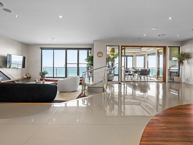 Photo 9 for 'house by the sea'