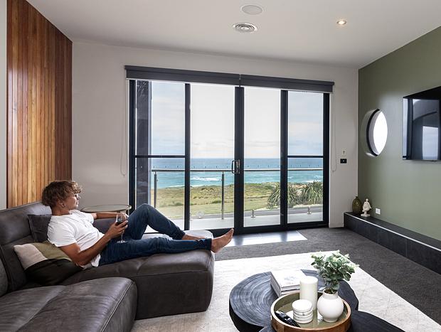 Photo 15 for 'house by the sea'