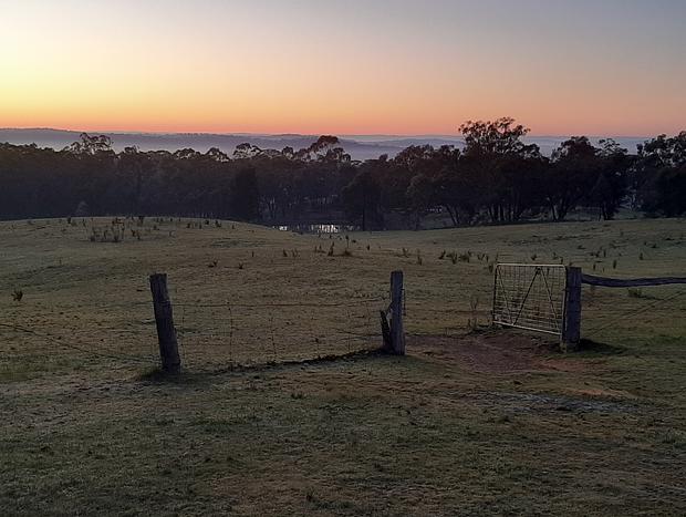 Photo 4 for Heathcote - theYellowBoxWood - Emu Valley