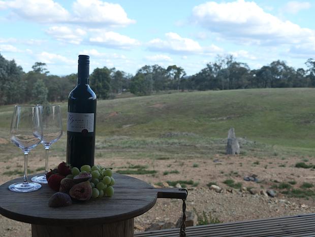 Photo 21 for Heathcote - theYellowBoxWood - Emu Valley