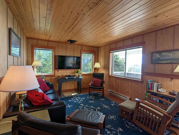 Photo 4 for Lighthouse Lookout virtually beach front at Heceta Beach