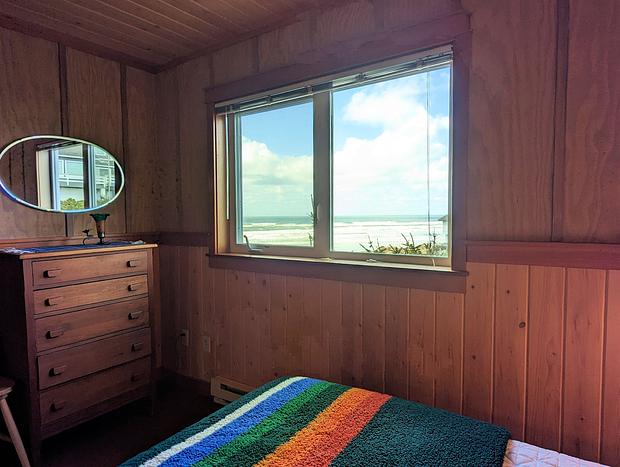 Photo 29 for Lighthouse Lookout virtually beach front at Heceta Beach