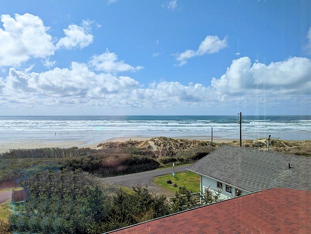Photo 39 for Lighthouse Lookout virtually beach front at Heceta Beach