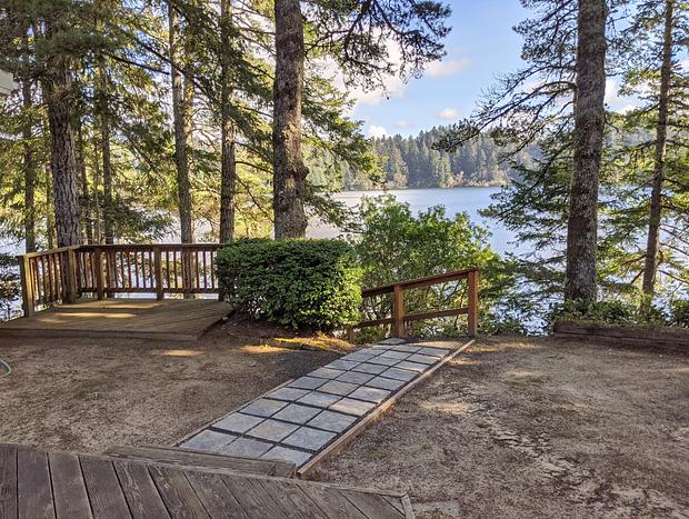 Photo 7 for Munsel Lake Landing 4br, 2bth with dock