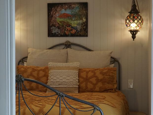 Photo 15 for Maple Cabin at Palmyra B&B