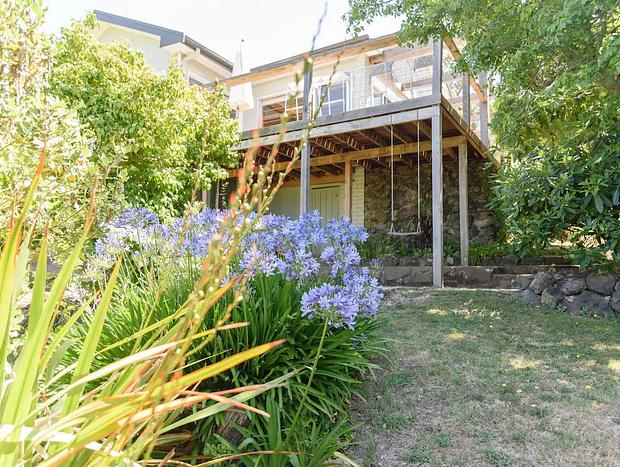 Photo 6 for A Private Daylesford Escape | Walk to Cafes, Lake & Town