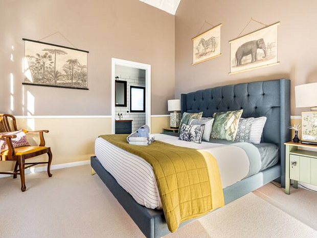 Photo 19 for Vintage Farmhouse Retreat w/Stunning Mountain View