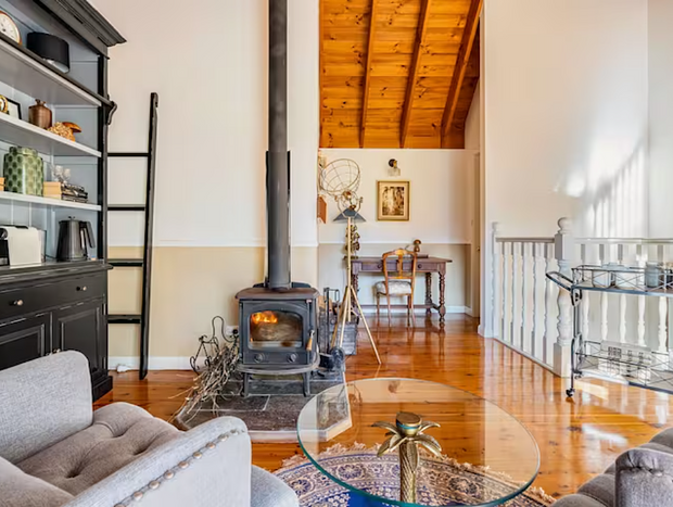 Photo 5 for Vintage Farmhouse Retreat w/Stunning Mountain View