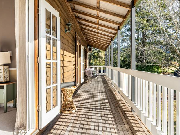 Photo 20 for Vintage Farmhouse Retreat w/Stunning Mountain View