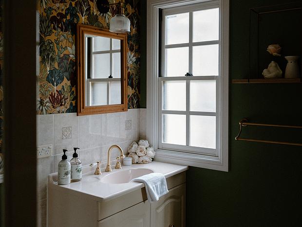 Photo 48 for Vintage Farmhouse Retreat w/Stunning Mountain View