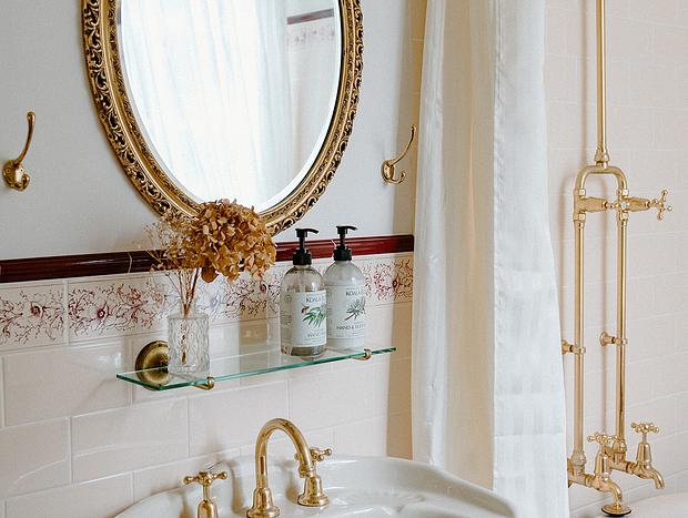 Photo 73 for Vintage Farmhouse Retreat w/Stunning Mountain View