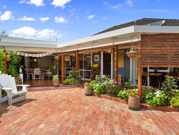 Photo 12 for Karinya - Mornington