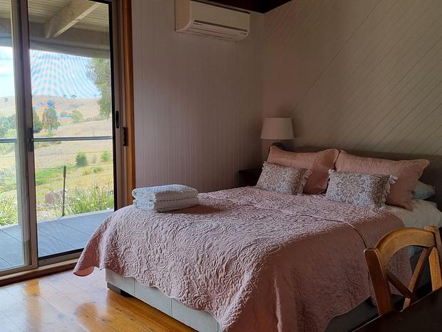 Photo 9 for Three Ways Lakeside Farm Stay