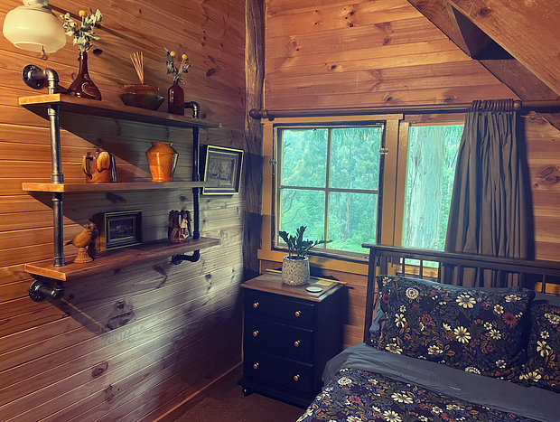 Photo 13 for Timber Top Lodge - unwind in a forest retreat