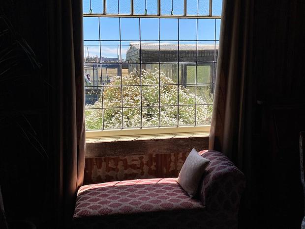 Photo 13 for Deep Earth Sanctuary: Writers' Retreat.